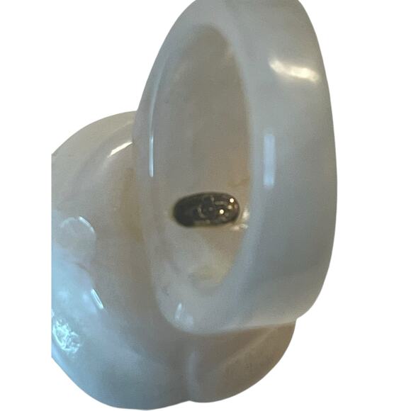 Chanel Camellia Flower CC Logo Resin Ring - Y2K Spring 2002 Vintage Sz 6.5 - Picture 2 of 11